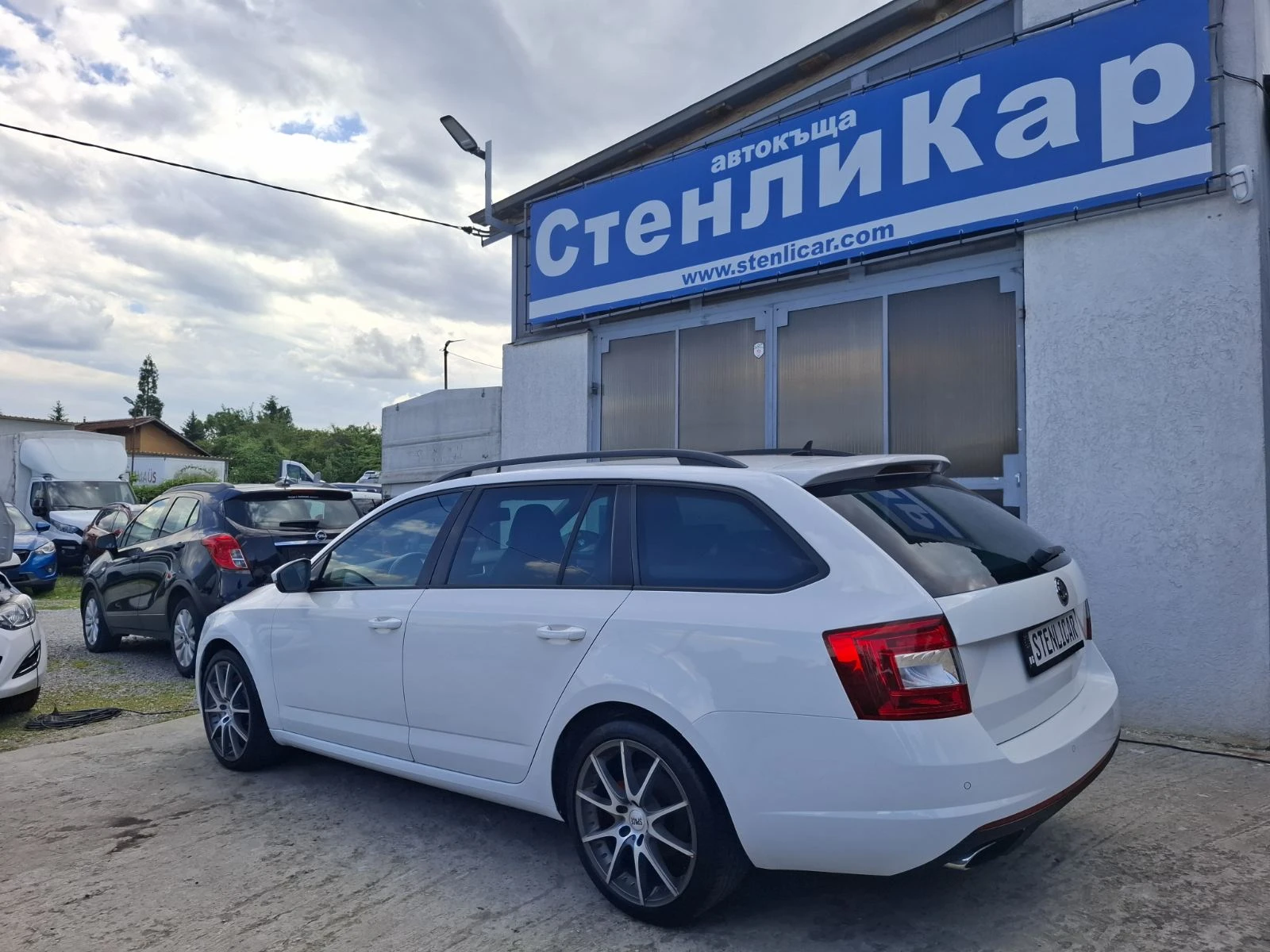 Skoda Octavia 2.0TSI-VRS-EURO6 - изображение 2