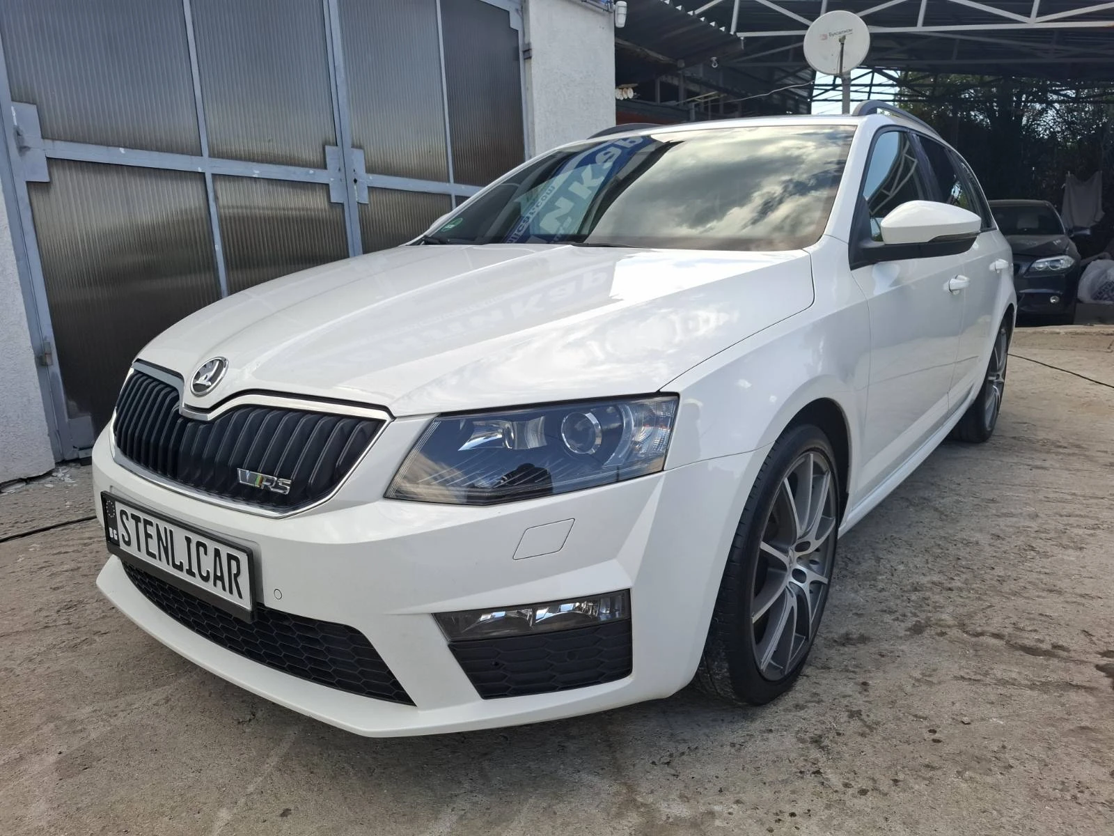 Skoda Octavia 2.0TSI-VRS-EURO6 - изображение 3