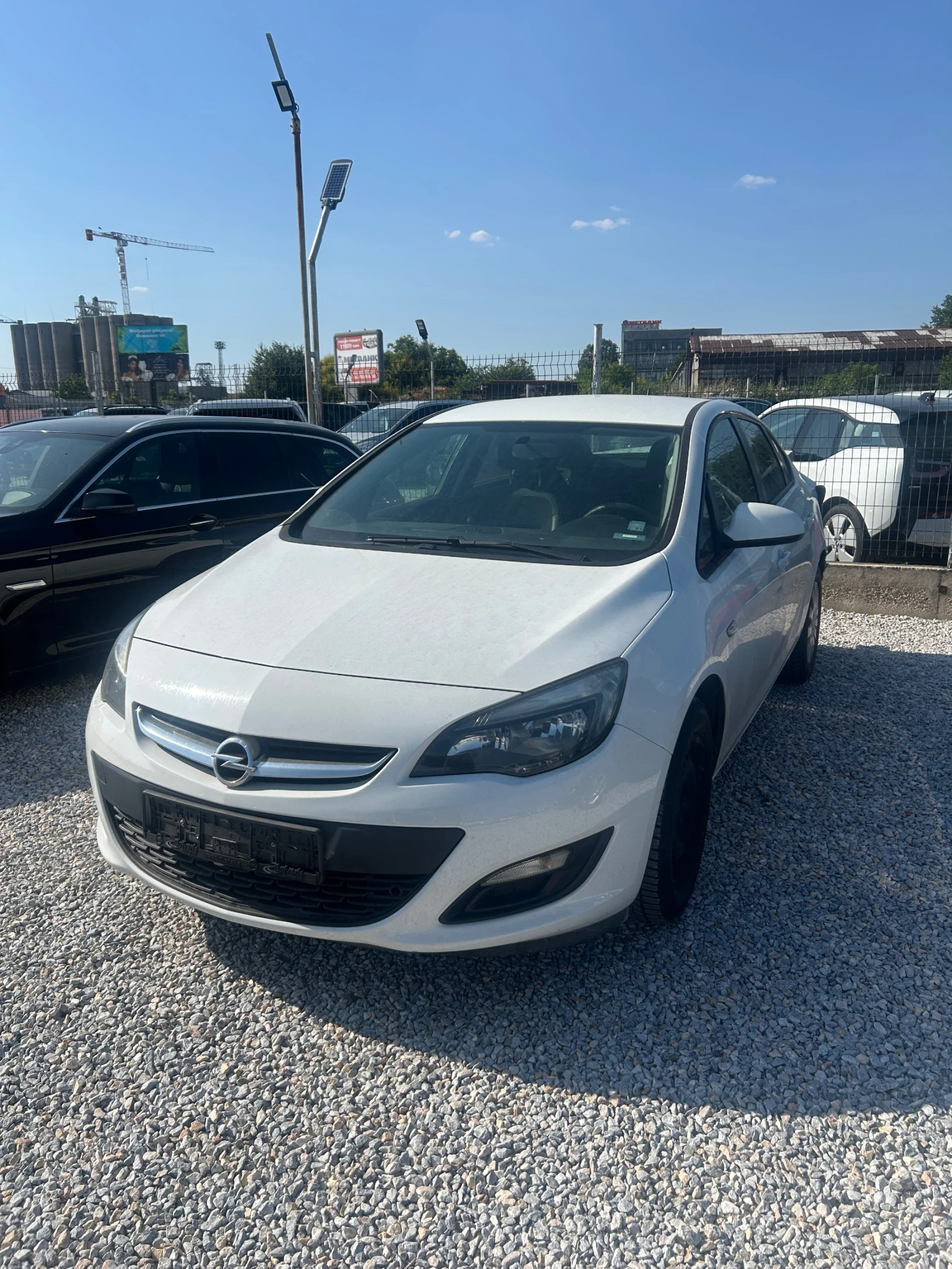 Opel Astra J 1.6 | Mobile.bg — изображение 1