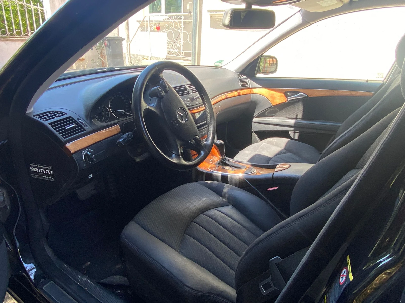 Mercedes-Benz E 200  - изображение 4