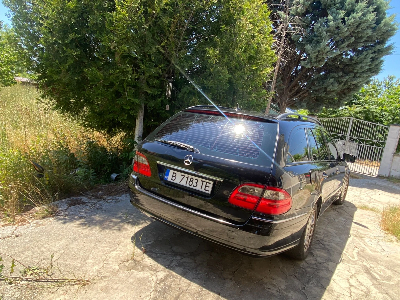 Mercedes-Benz E 200  - изображение 5