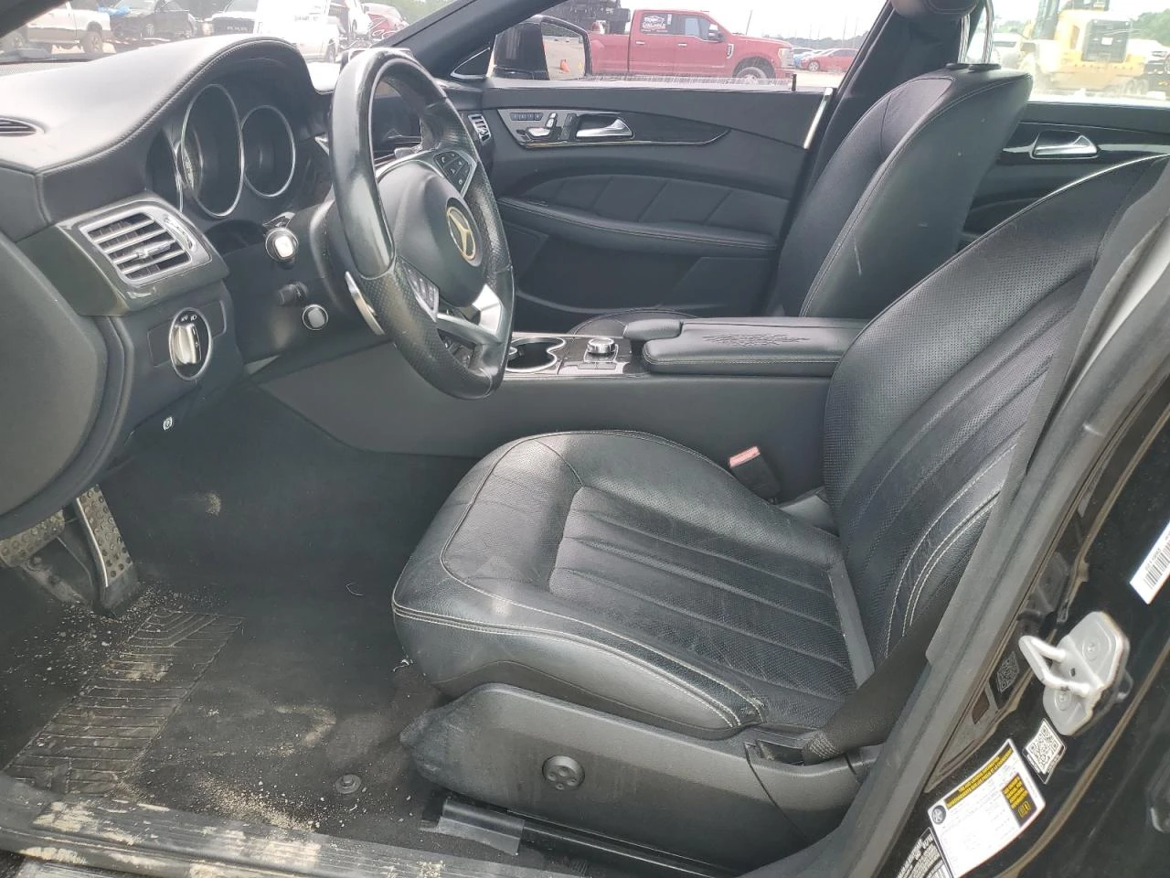 Mercedes-Benz CLS 400 AMG* PACK* HARMON* KARDON* ПОДГРЕВ* ОБДУХВАНЕ* МАС - изображение 8
