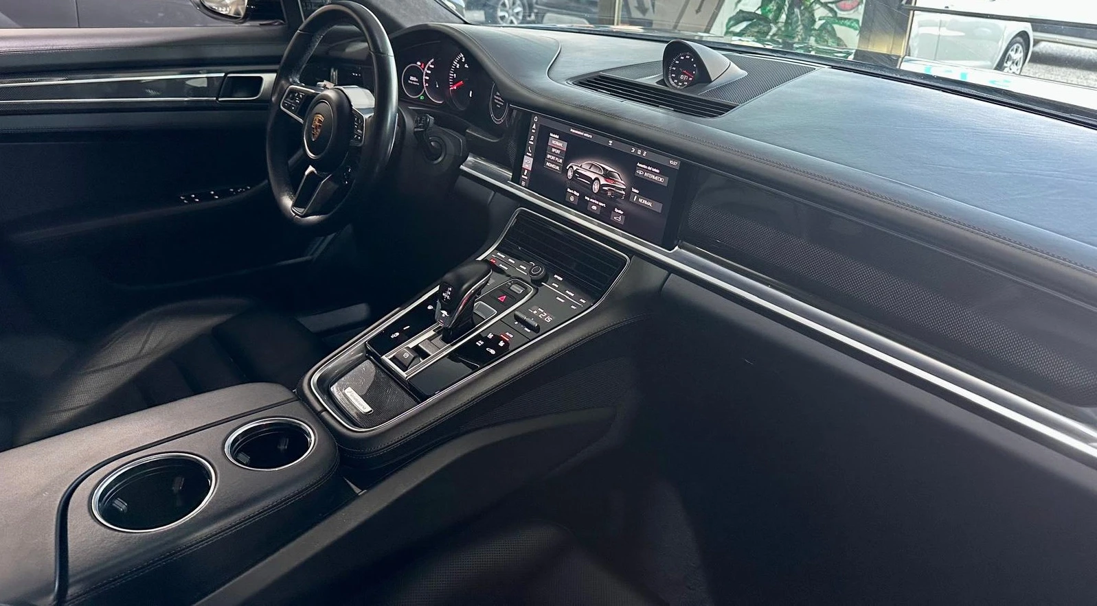 Porsche Panamera Turbo SportTurismo  - изображение 9