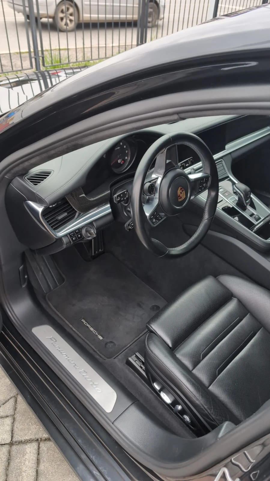 Porsche Panamera Turbo SportTurismo  - изображение 4