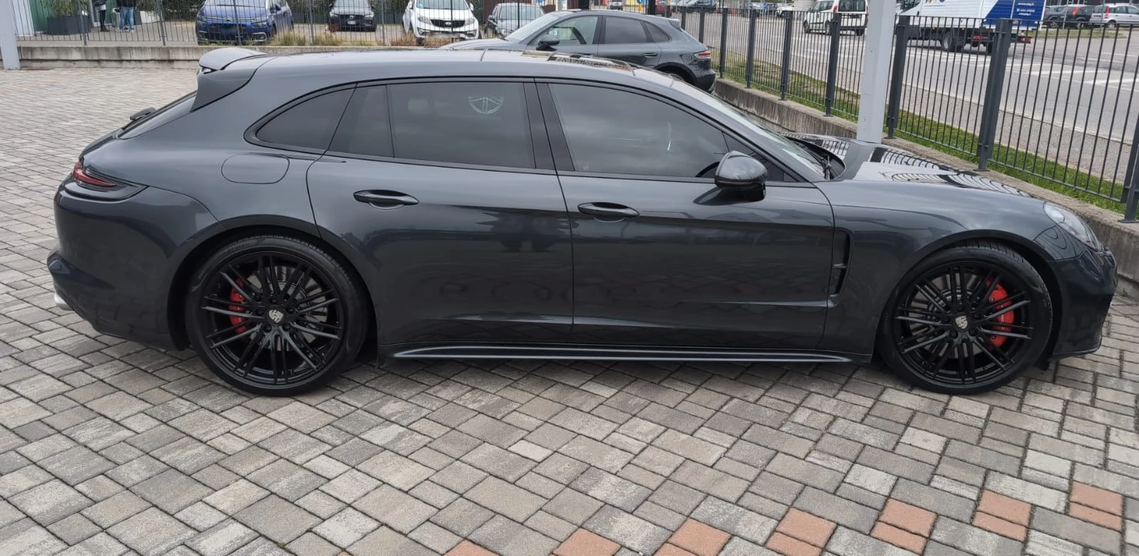 Porsche Panamera Turbo SportTurismo  - изображение 3