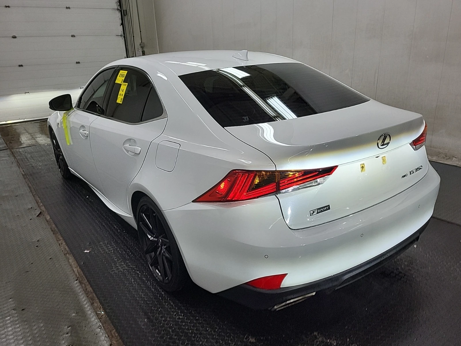 Lexus IS 350 F SPORT * * CARFAX * *   * *  | Mobile.bg   5