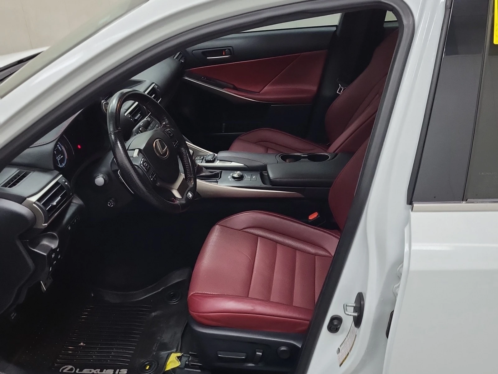 Lexus IS 350 F SPORT * * CARFAX * *   * *  | Mobile.bg   6