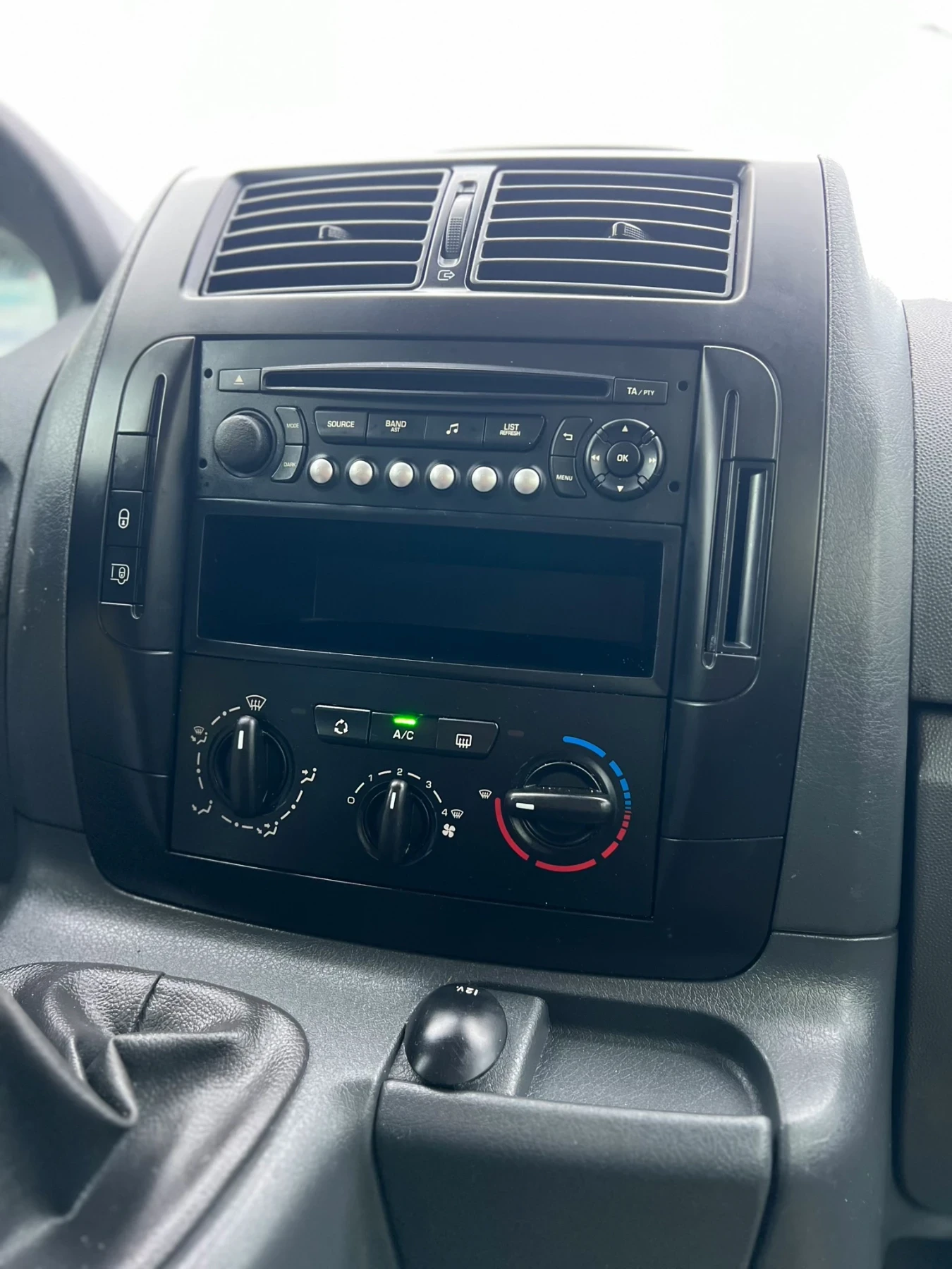 Peugeot Expert 1.6HDI - изображение 9