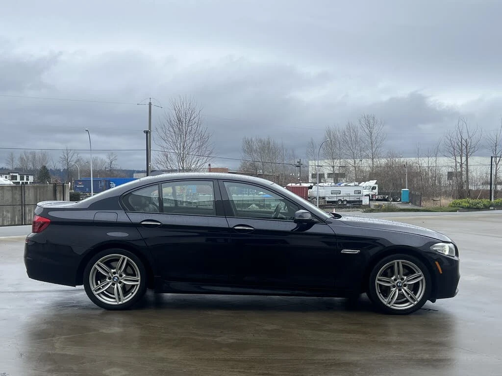 BMW 550 !F10-Mpackage!* АвтоКредит* Цена до БГ* , снимка 5 - Автомобили и джипове - 53804650