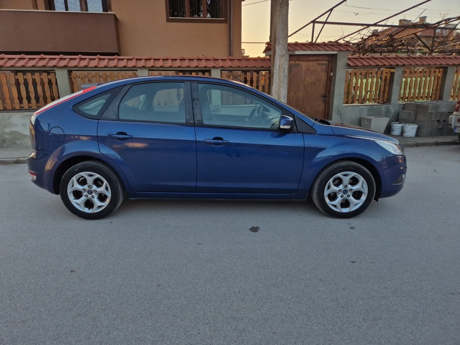 Ford Focus, снимка 2 - Автомобили и джипове - 54090428