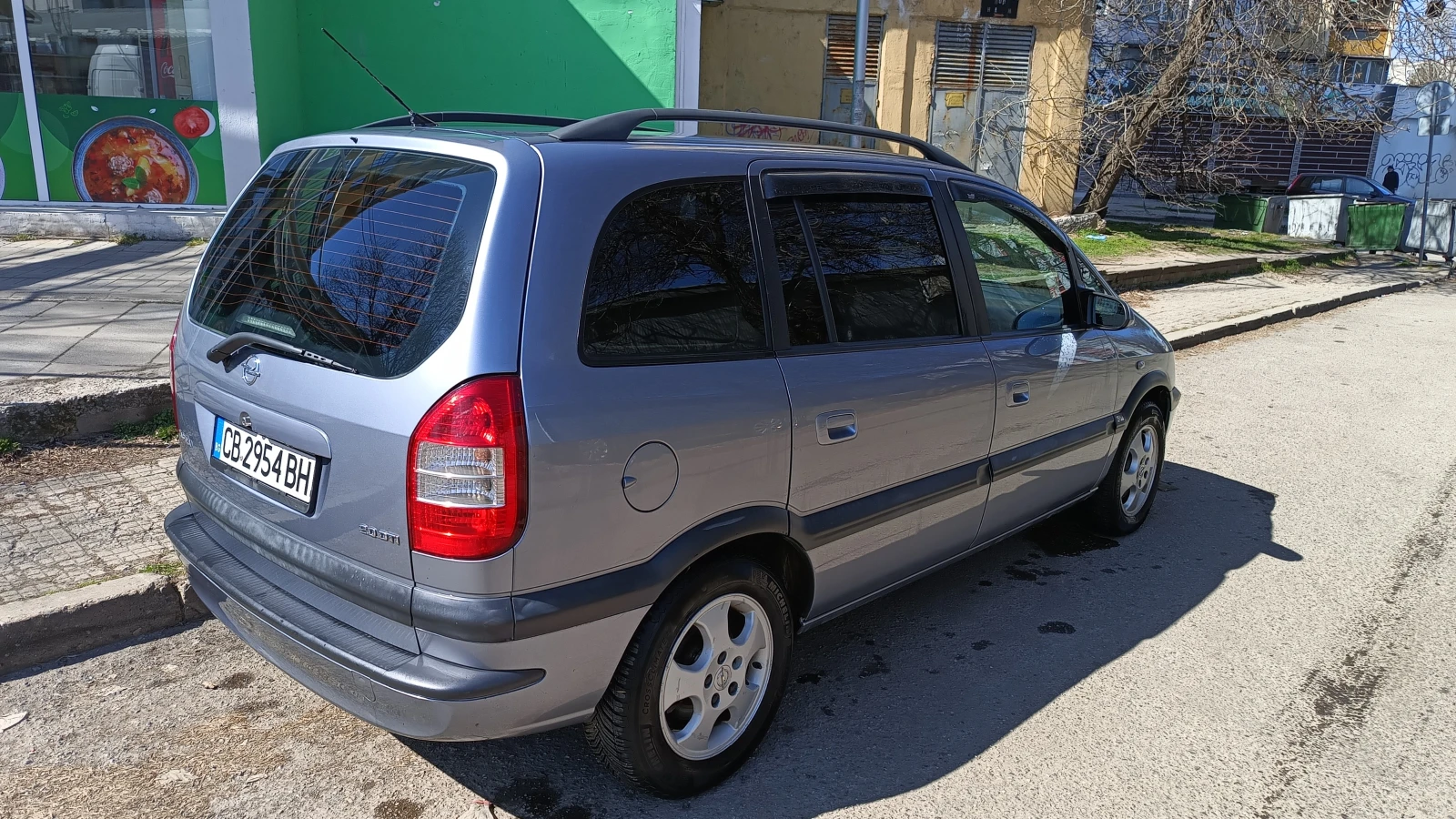 Opel Zafira, снимка 5 - Автомобили и джипове - 54372302