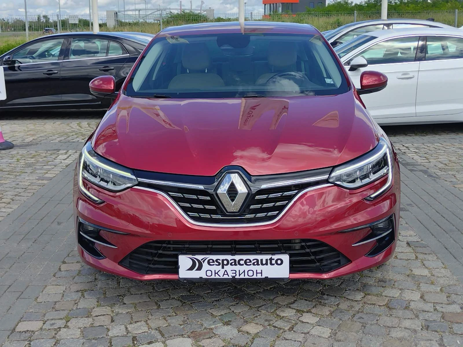 Renault Megane 1.5dCi/ 115к.с., снимка 2 - Автомобили и джипове - 54781105