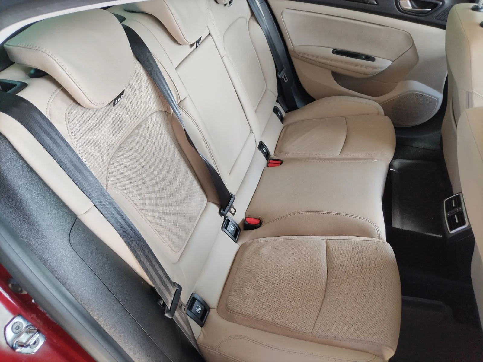 Renault Megane 1.5dCi/ 115к.с., снимка 15 - Автомобили и джипове - 54781105