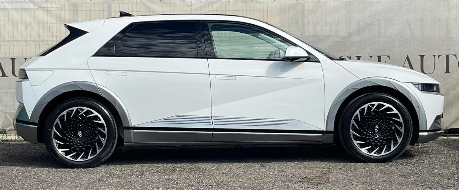 Hyundai Ioniq 5 UNIQ* 77.4KW* 325H.P.* AWD* ГАРАНЦИЯ, снимка 4 - Автомобили и джипове - 55002607