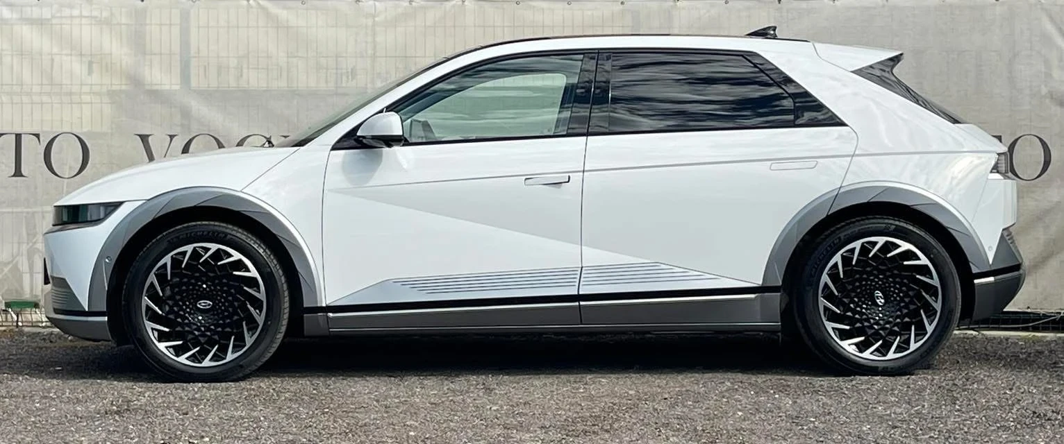 Hyundai Ioniq 5 UNIQ* 77.4KW* 325H.P.* AWD* ГАРАНЦИЯ, снимка 3 - Автомобили и джипове - 55002607