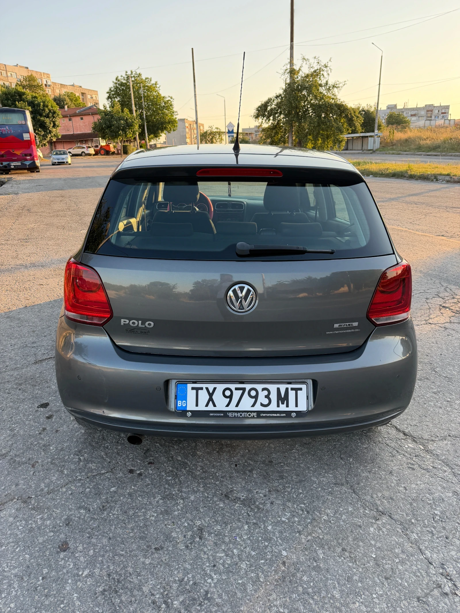 VW Polo, снимка 7 - Автомобили и джипове - 55618376