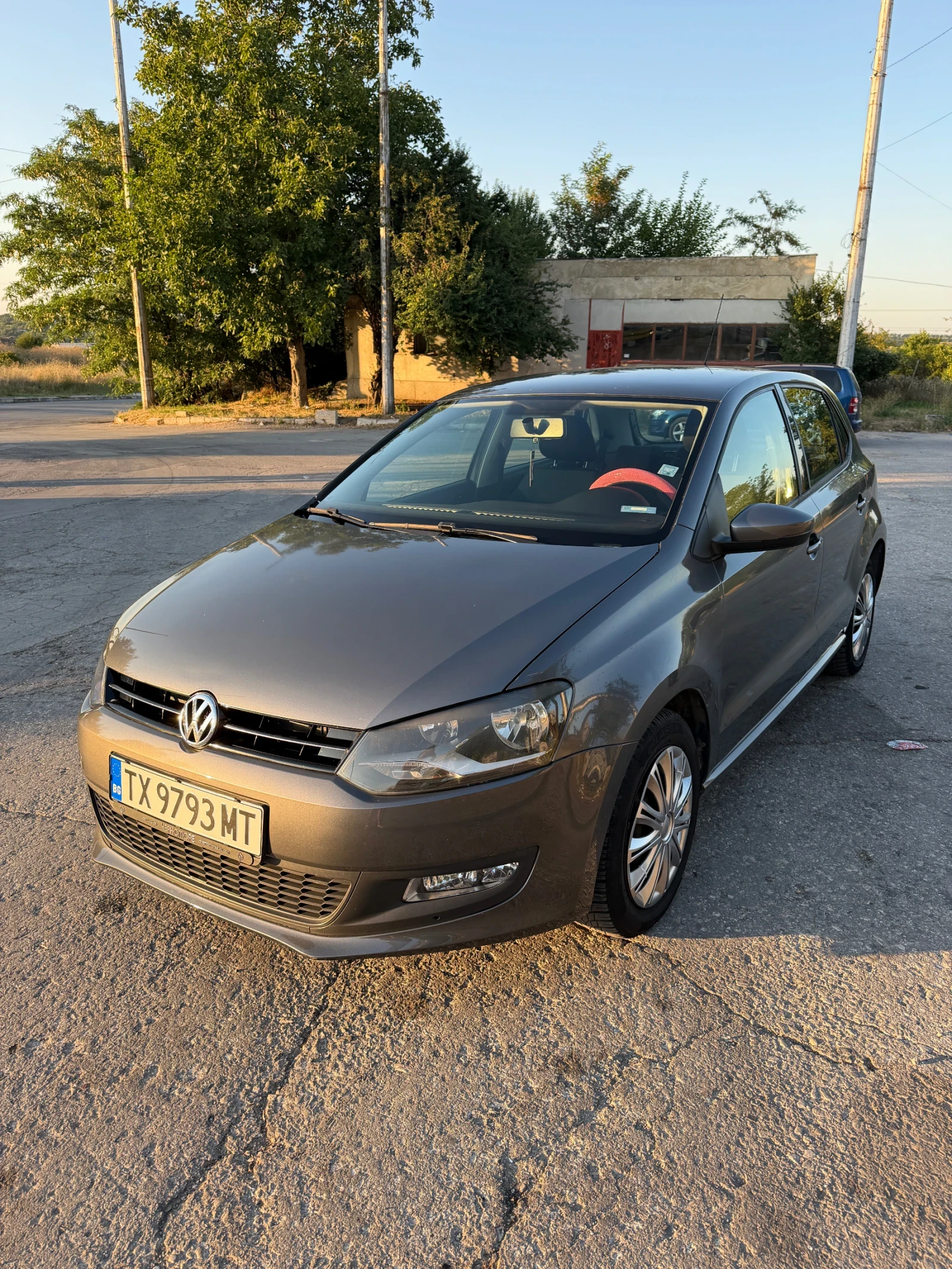 VW Polo, снимка 11 - Автомобили и джипове - 55618376