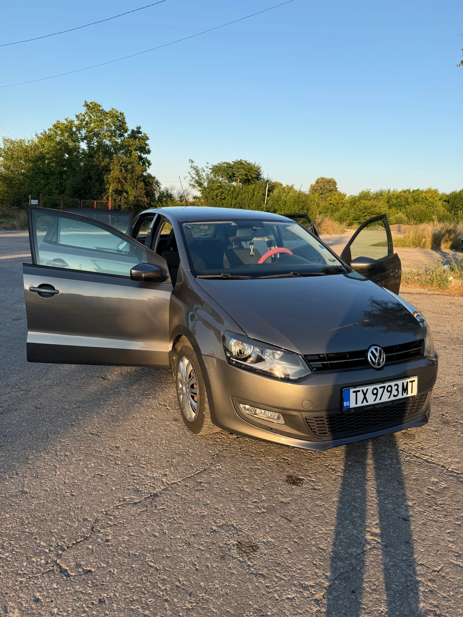 VW Polo, снимка 2 - Автомобили и джипове - 55618376