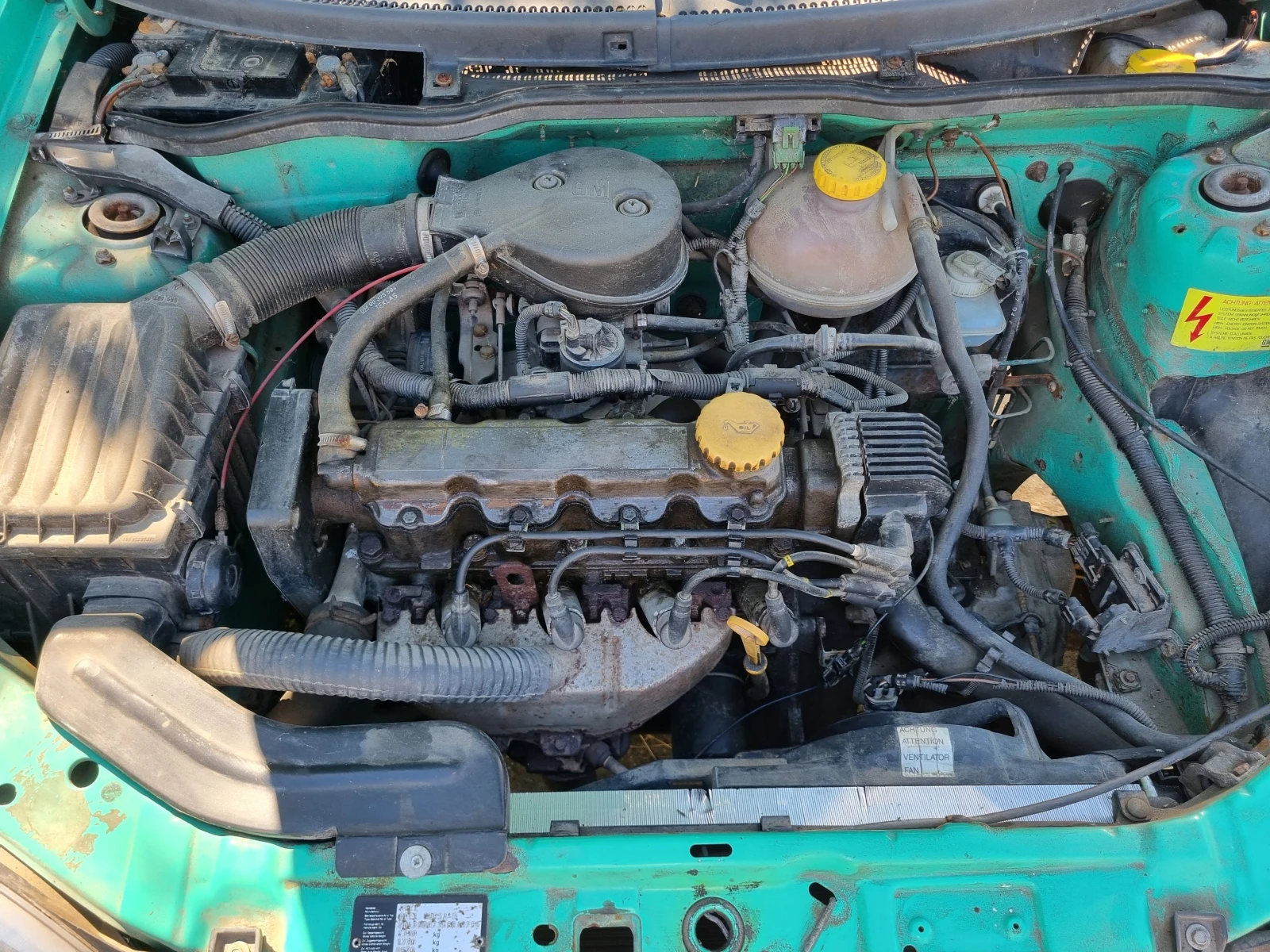 Opel Corsa 1.2 Бензин, снимка 4 - Автомобили и джипове - 56473697