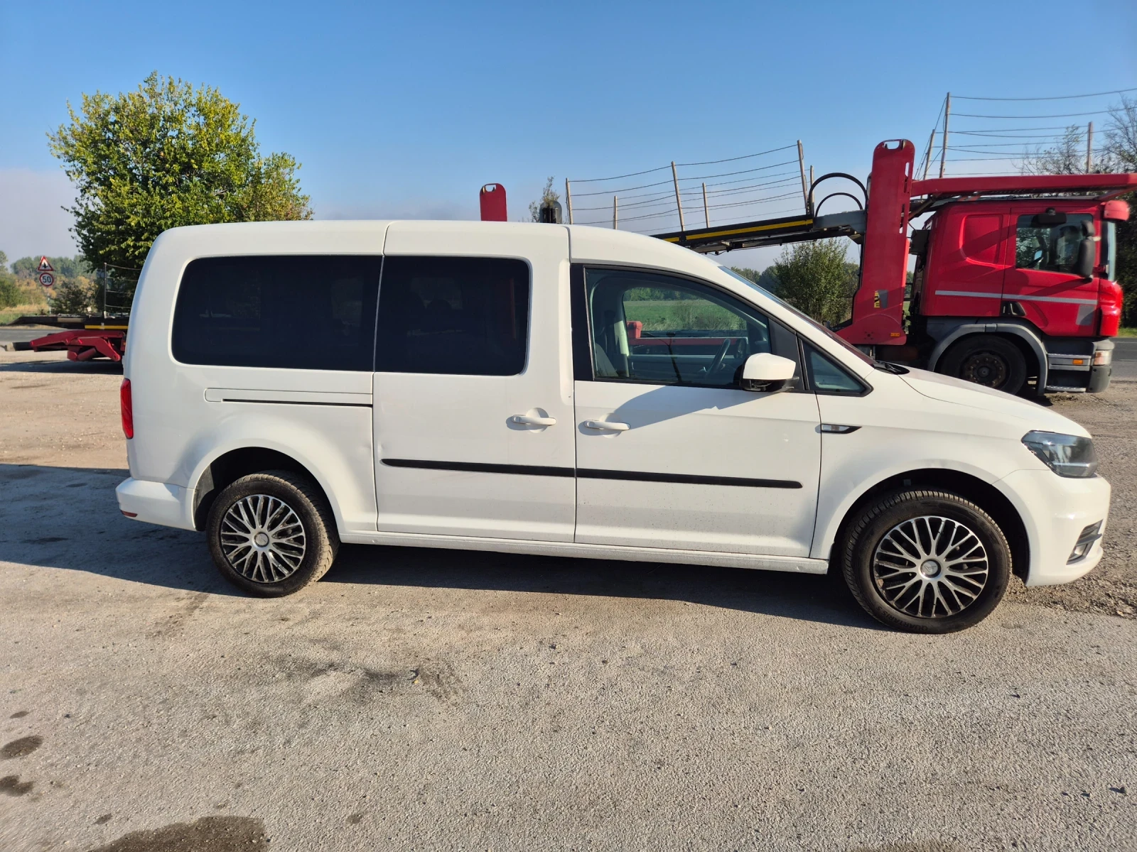 VW Caddy 2.0TDI, 102k.c. , MAXI, снимка 4 - Автомобили и джипове - 56590481