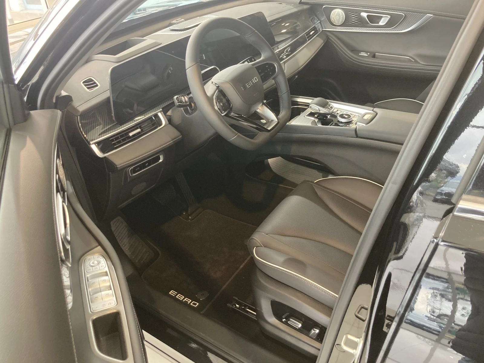 EBRO s700 ICE Luxury, снимка 5 - Автомобили и джипове - 56680330