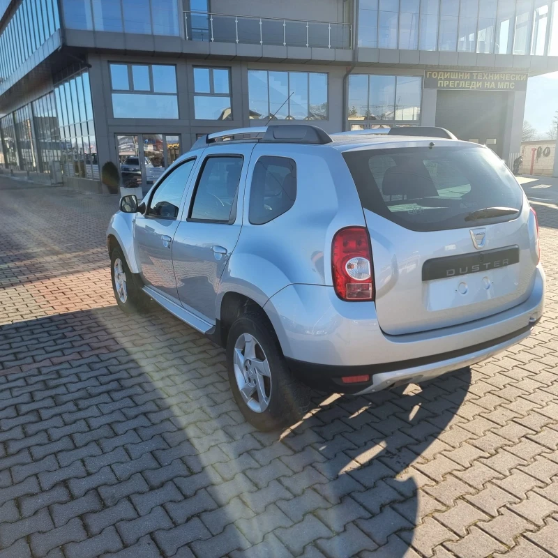 Dacia Duster 1.6, снимка 3 - Автомобили и джипове - 48380453