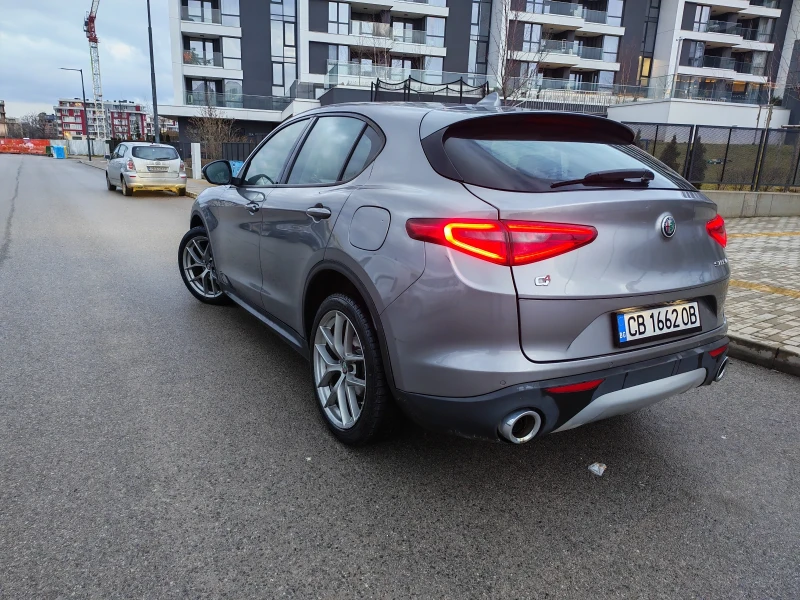 Alfa Romeo Stelvio Full | камера | кожа | 4х4 | 210 кс. , снимка 3 - Автомобили и джипове - 52217625