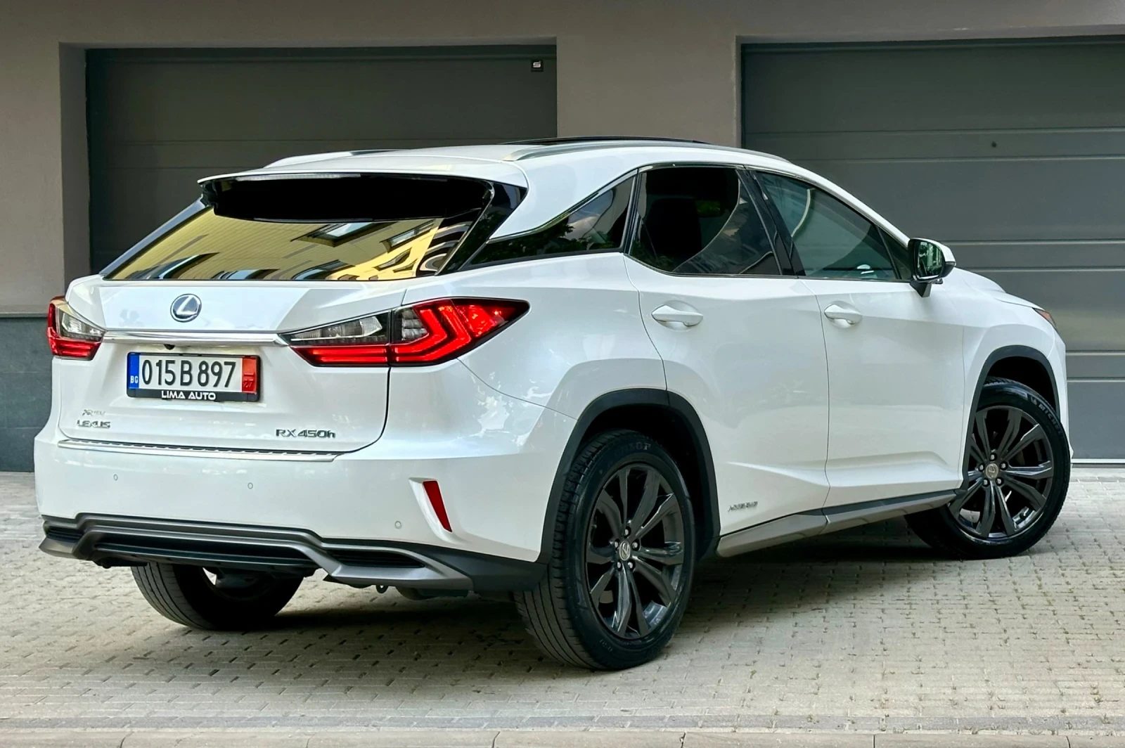 Lexus RX 450h Executive * AWD * Pano * Гаранция! - изображение 4