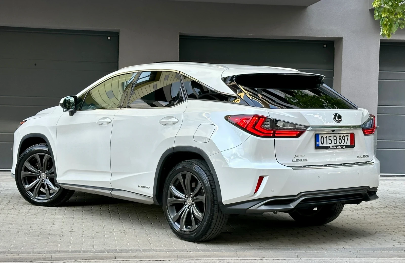 Lexus RX 450h Executive * AWD * Pano * Гаранция! - изображение 6