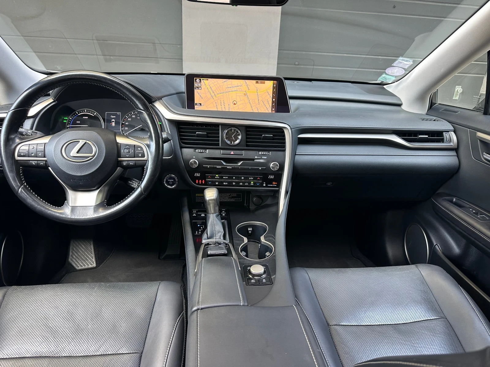 Lexus RX 450h Executive * AWD * Pano * Гаранция! - изображение 8