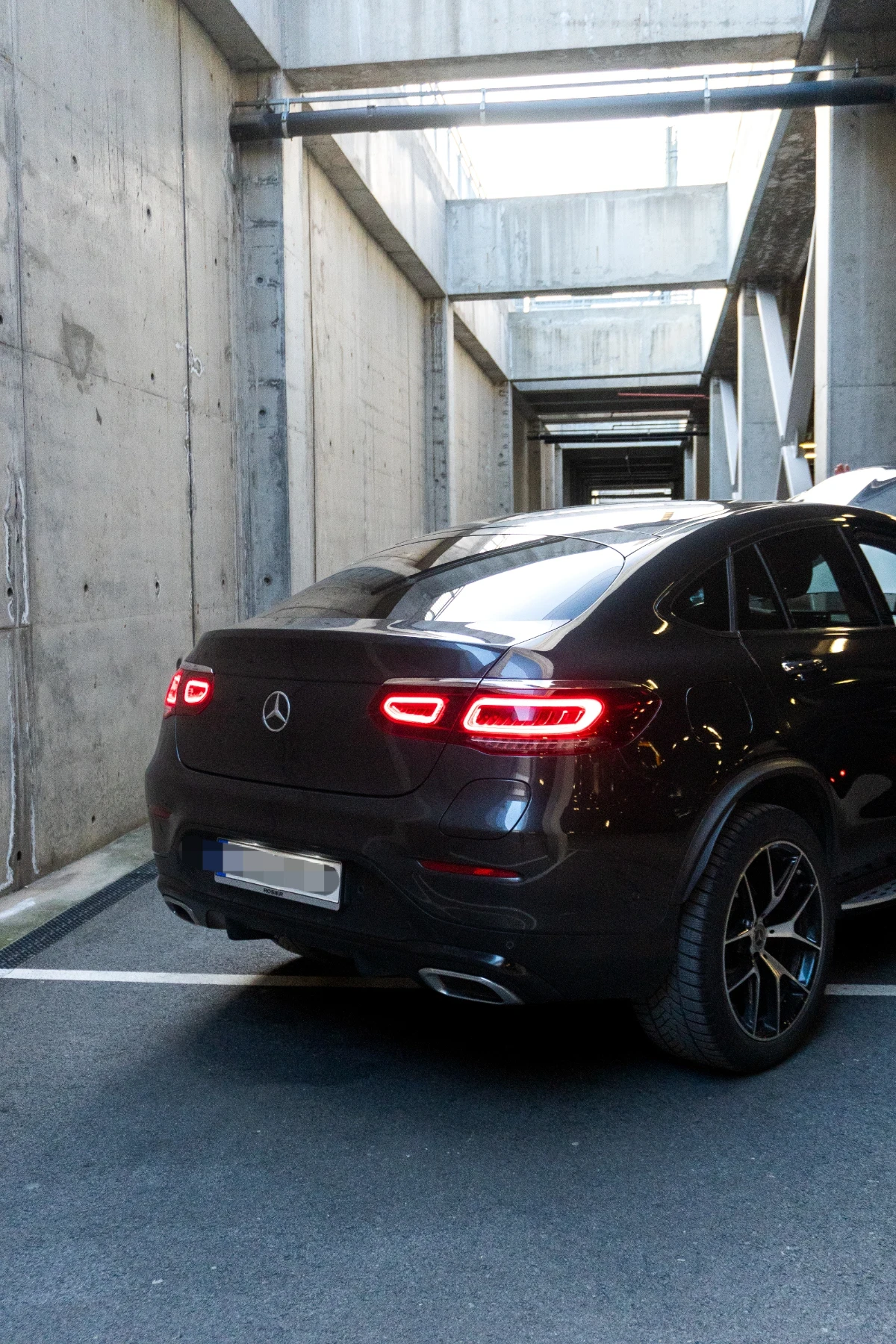 Mercedes-Benz GLC 300 300de, снимка 4 - Автомобили и джипове - 53926397