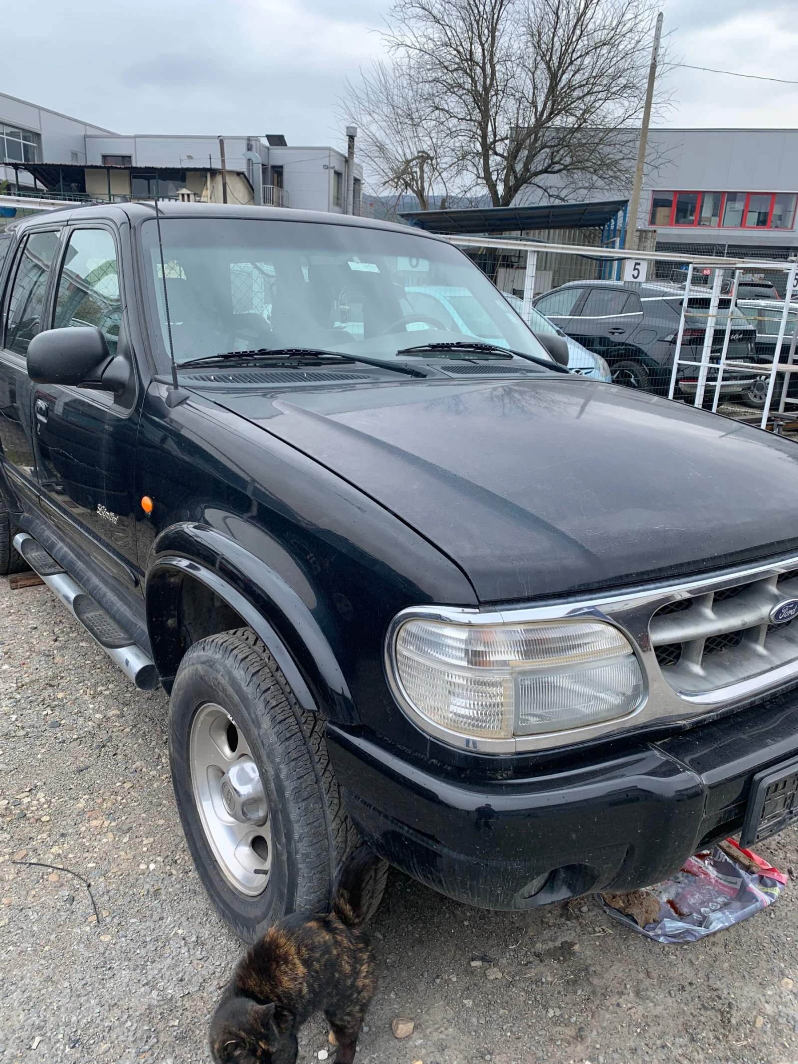 Ford Explorer, снимка 2 - Автомобили и джипове - 54284948