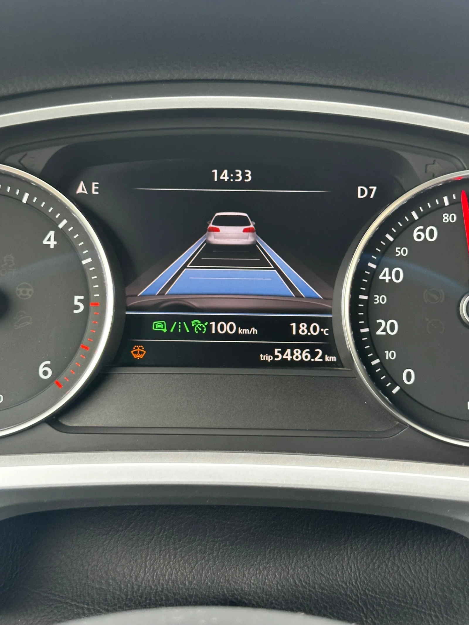 VW Touareg 4.2 V8, снимка 14 - Автомобили и джипове - 54196838