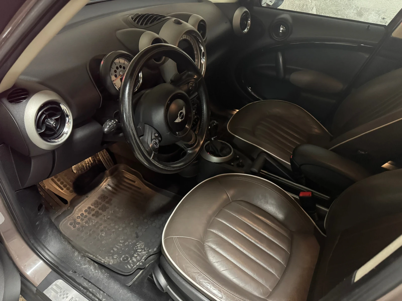 Mini Countryman SD, снимка 8 - Автомобили и джипове - 54294041