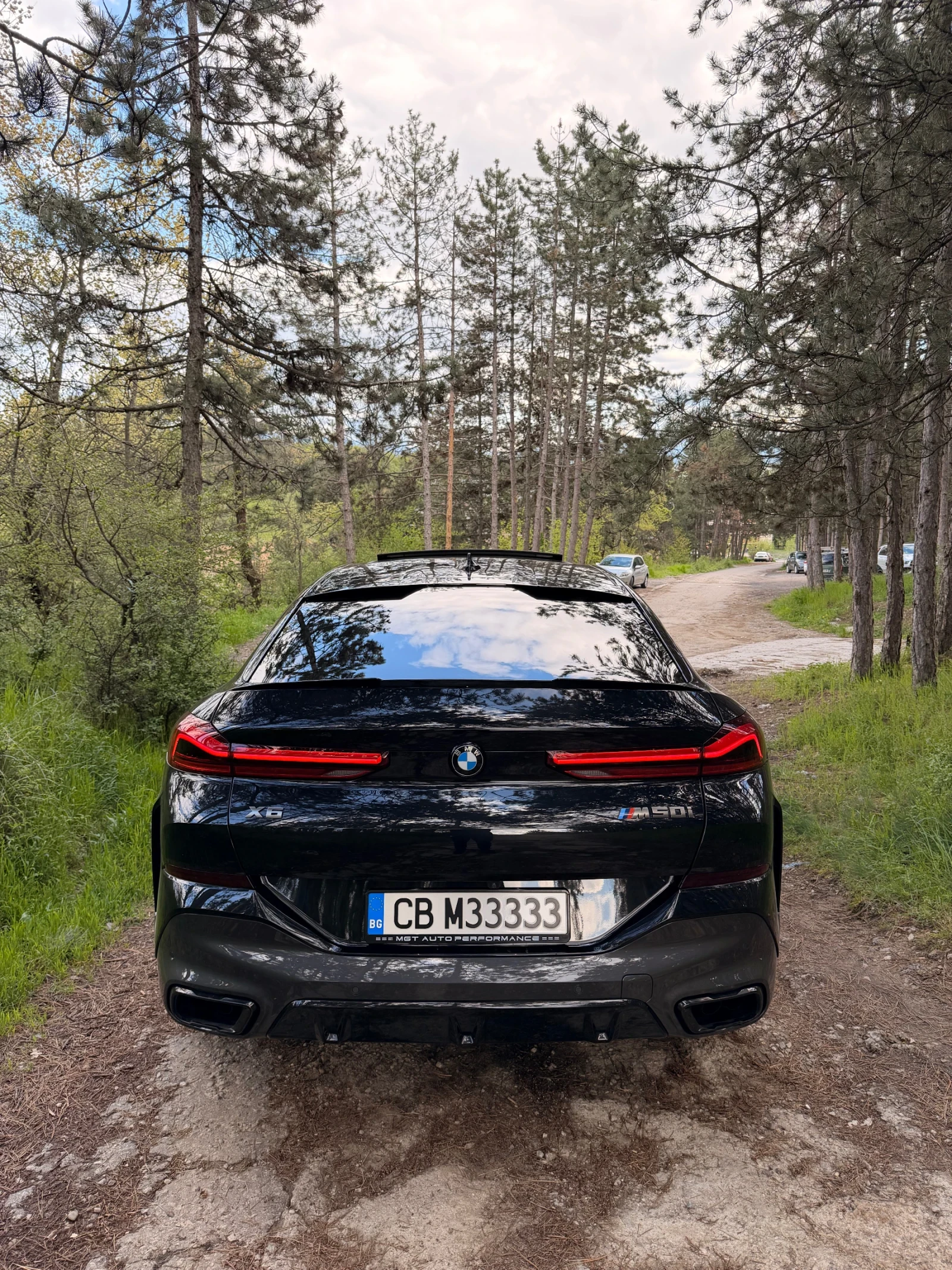 BMW X6 M50i = Individual= , снимка 4 - Автомобили и джипове - 54295963