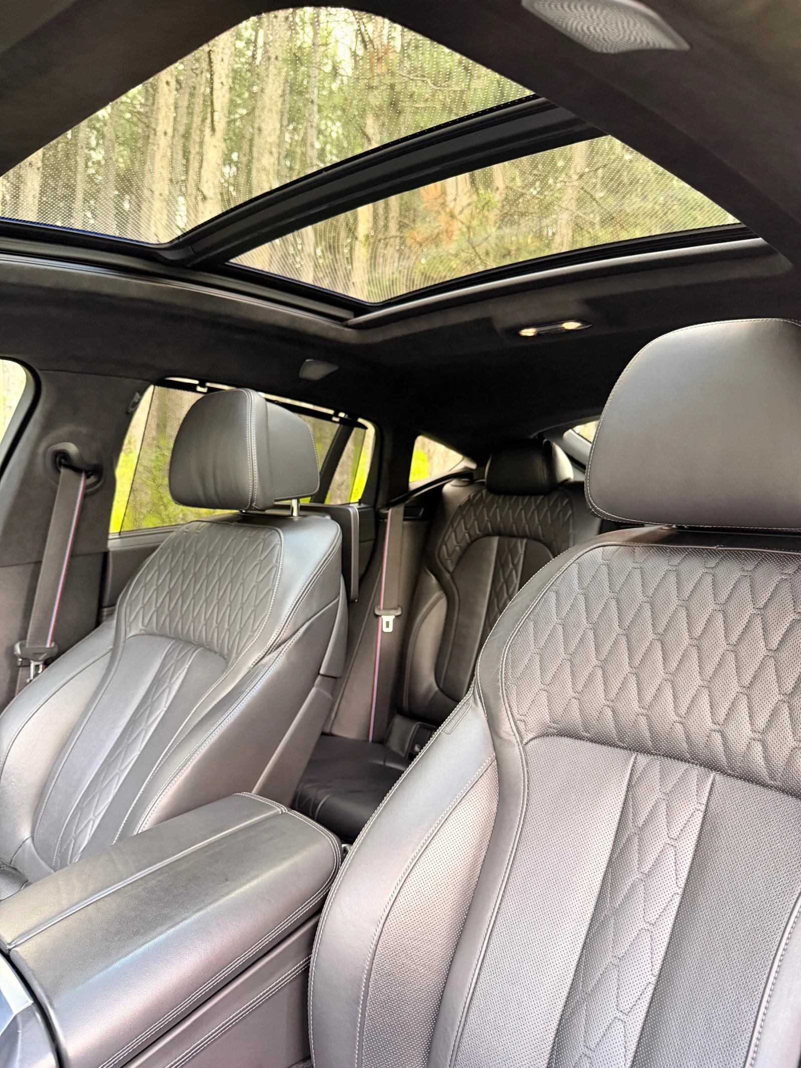 BMW X6 M50i = Individual= , снимка 9 - Автомобили и джипове - 54295963