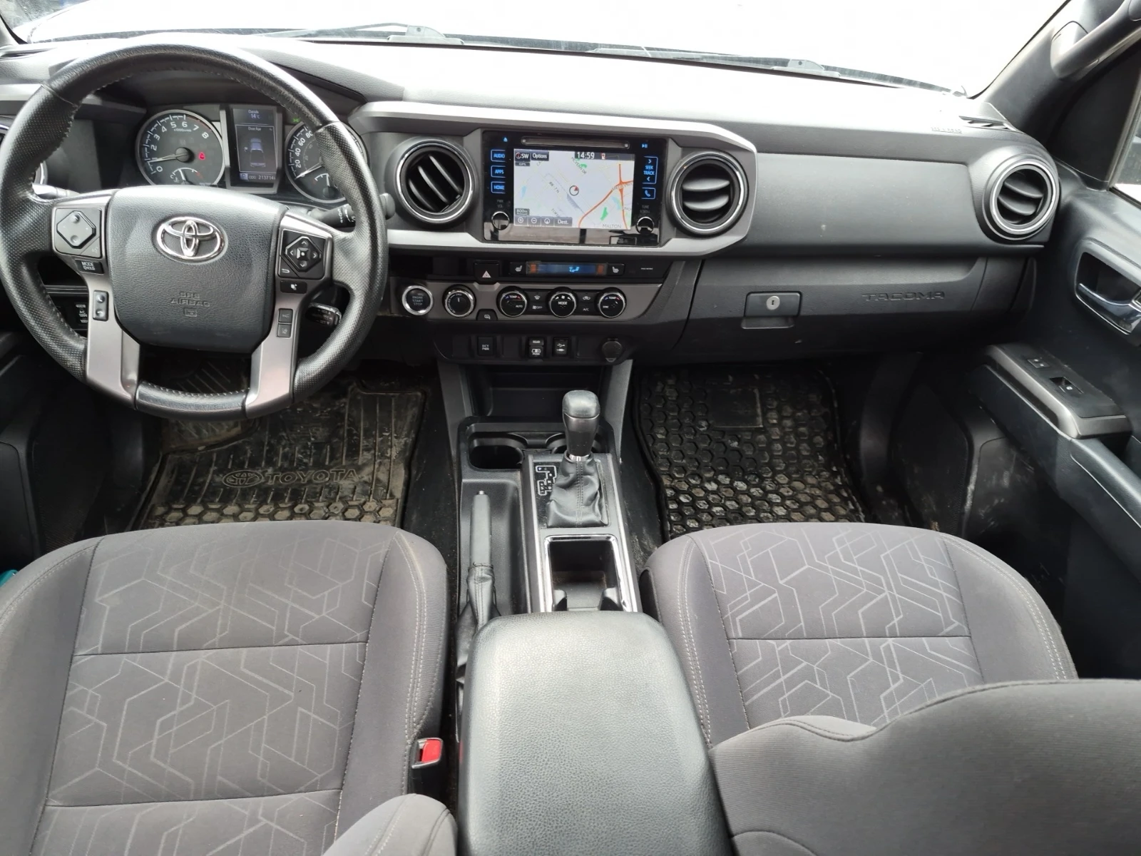 Toyota Tacoma SR5 Double Cab, снимка 10 - Автомобили и джипове - 54477209