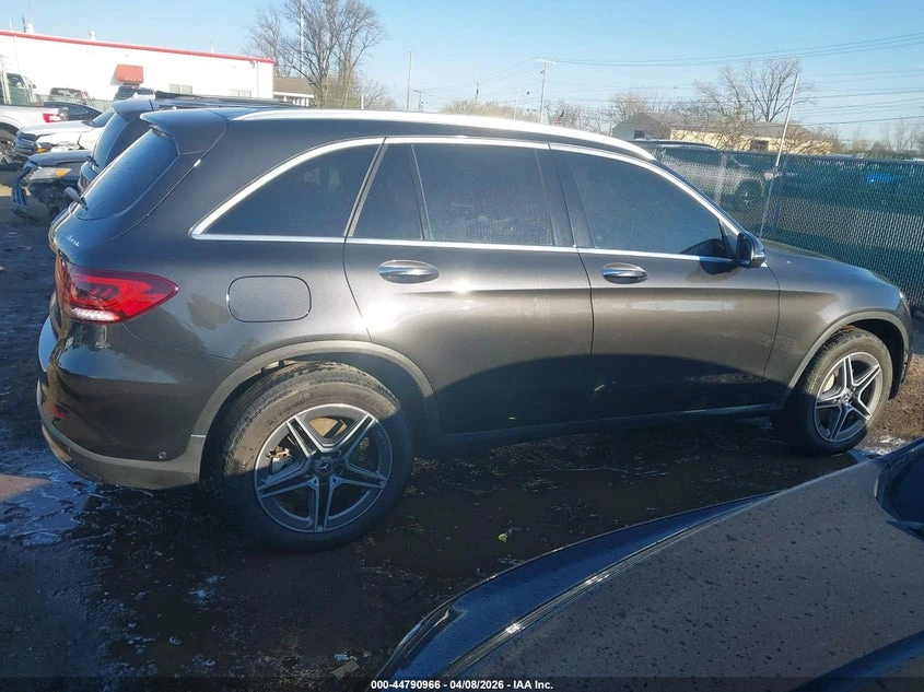 Mercedes-Benz GLC 300 2020 MERCEDES-BENZ GLC 300 4MATIC, снимка 5 - Автомобили и джипове - 54685297