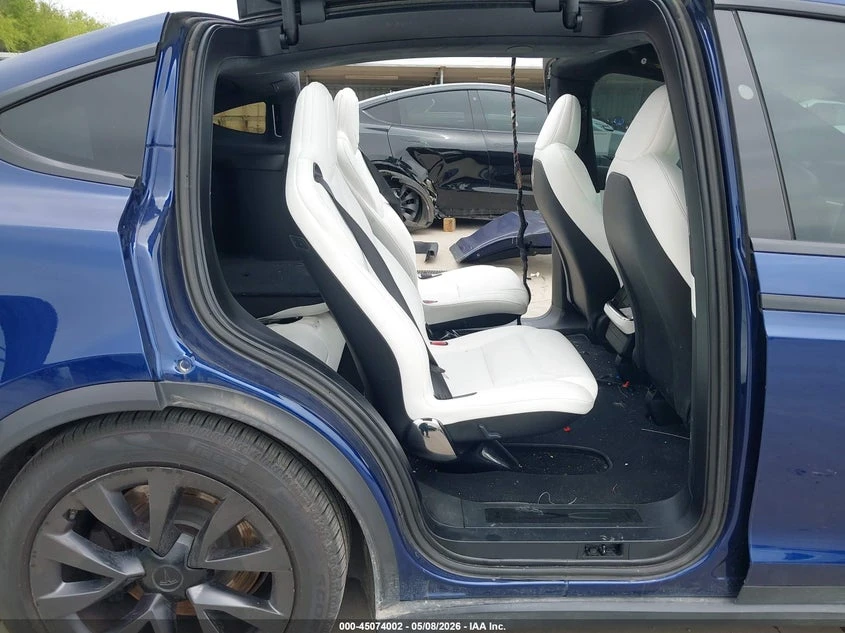 Tesla Model X Dual Motor All-Wheel Drive/Standard Range, снимка 8 - Автомобили и джипове - 55893732