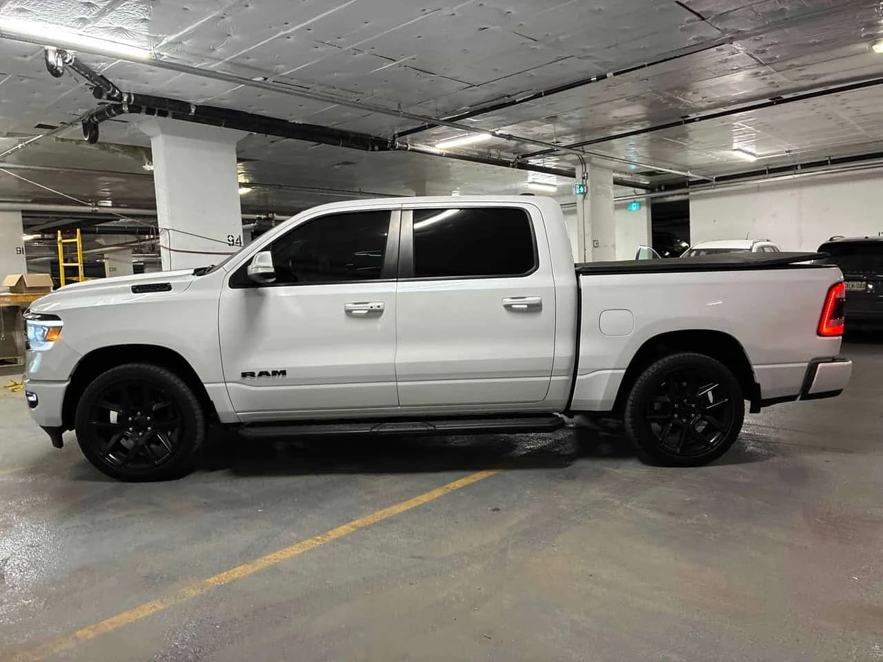 Dodge RAM 1500 * Sport * CARFAX * ����� �� ����������� *  | Mobile.bg � ����������� 2