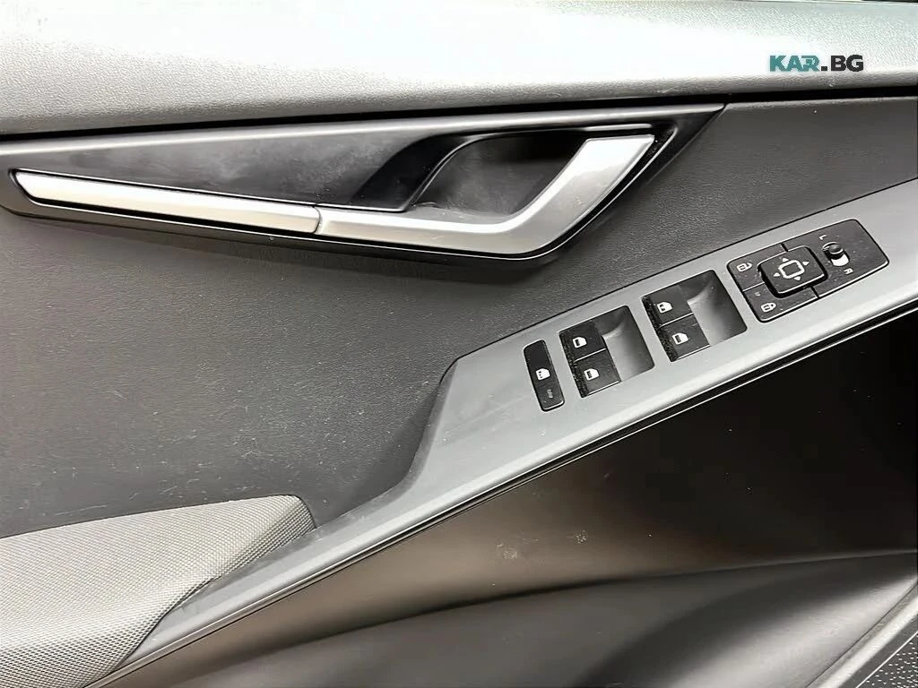 Kia Niro, снимка 8 - Автомобили и джипове - 56688733