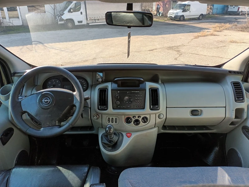 Opel Vivaro 4+ 1 Макси, снимка 12 - Бусове и автобуси - 48908603