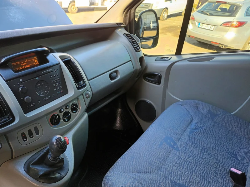 Opel Vivaro 4+ 1 Макси, снимка 10 - Бусове и автобуси - 48908603