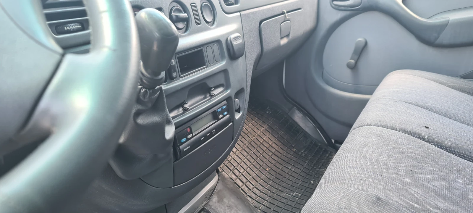 Mercedes-Benz Sprinter 211 2.2 CDI 109k.с. - изображение 7