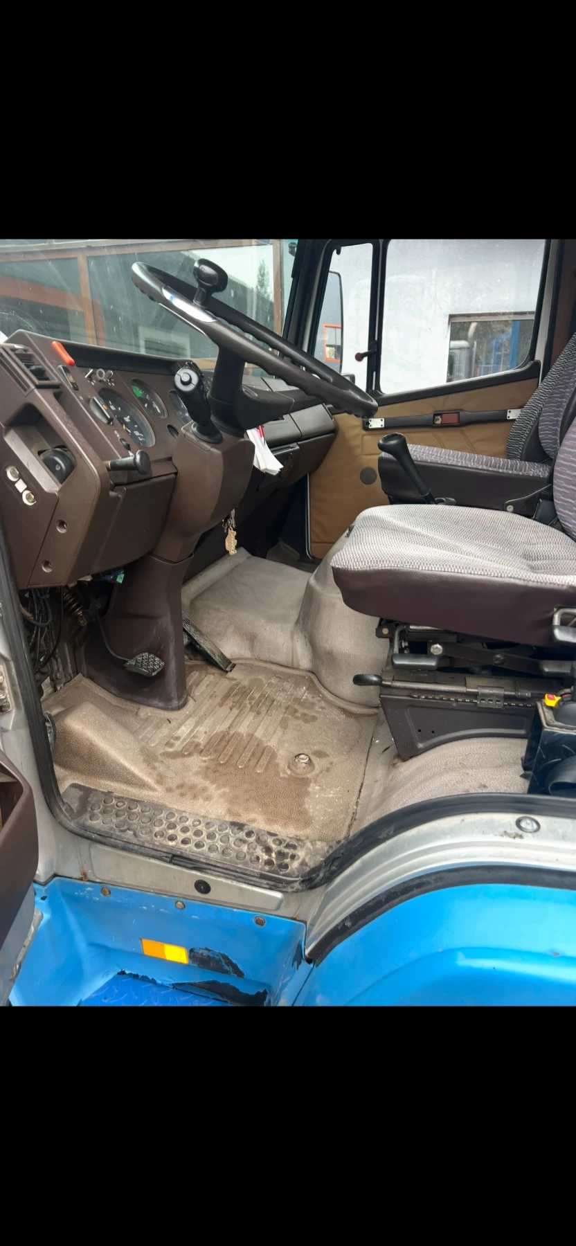 Mercedes-Benz 814 Самосвал, снимка 9 - Камиони - 56074797