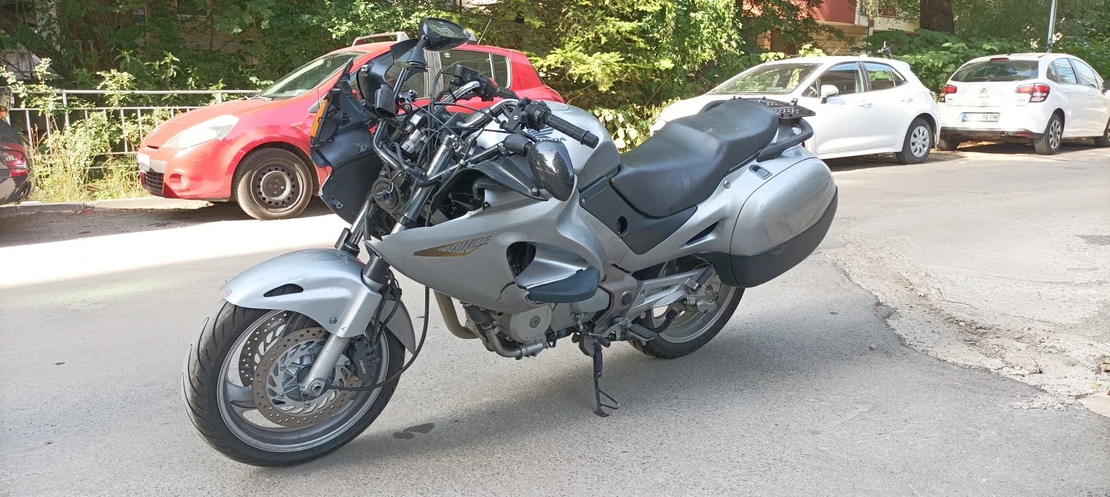 Honda Deauville 650 - изображение 5