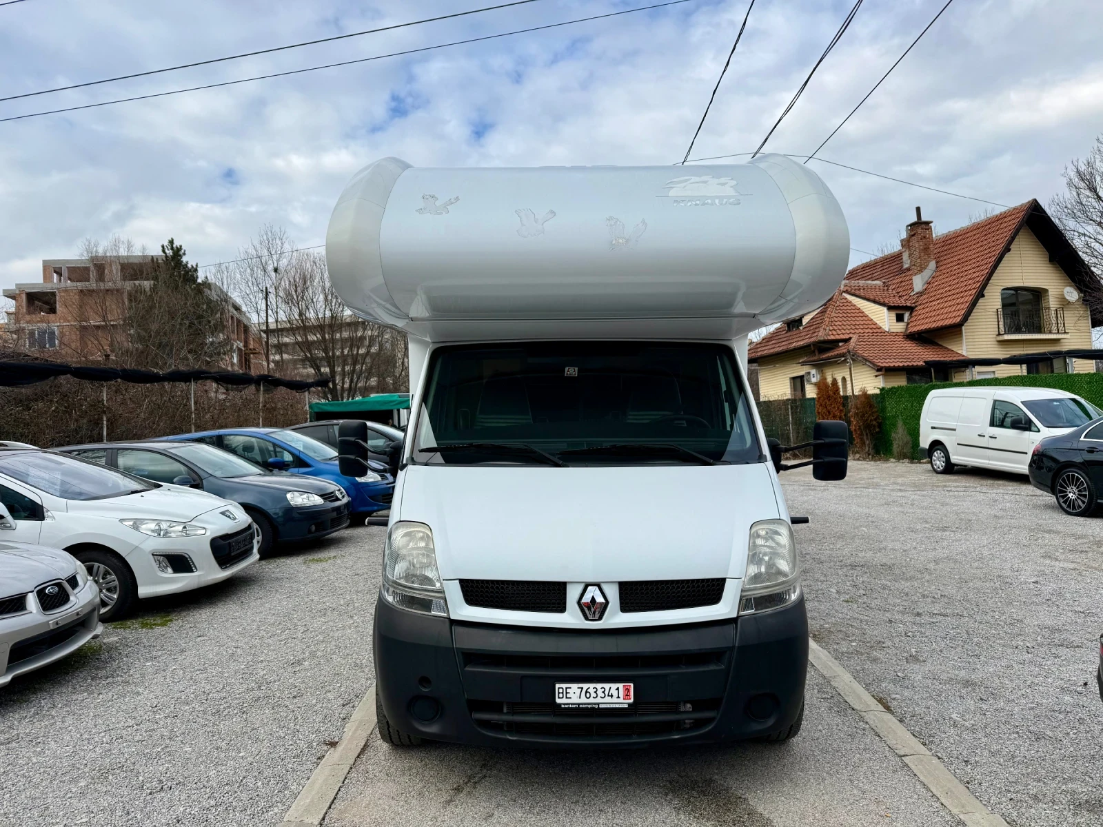 Кемпер Renault Knaus SunTraveller 🇨🇭, снимка 2 - Каравани и кемпери - 53322371