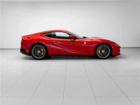 Ferrari 812 Superfast, снимка 6