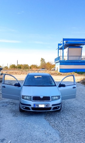 Skoda Fabia, снимка 1 - Автомобили и джипове - 42792550