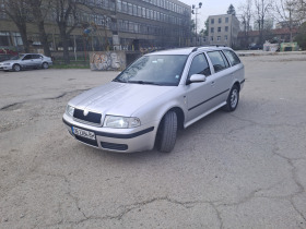 Skoda Octavia, снимка 1 - Автомобили и джипове - 45127858